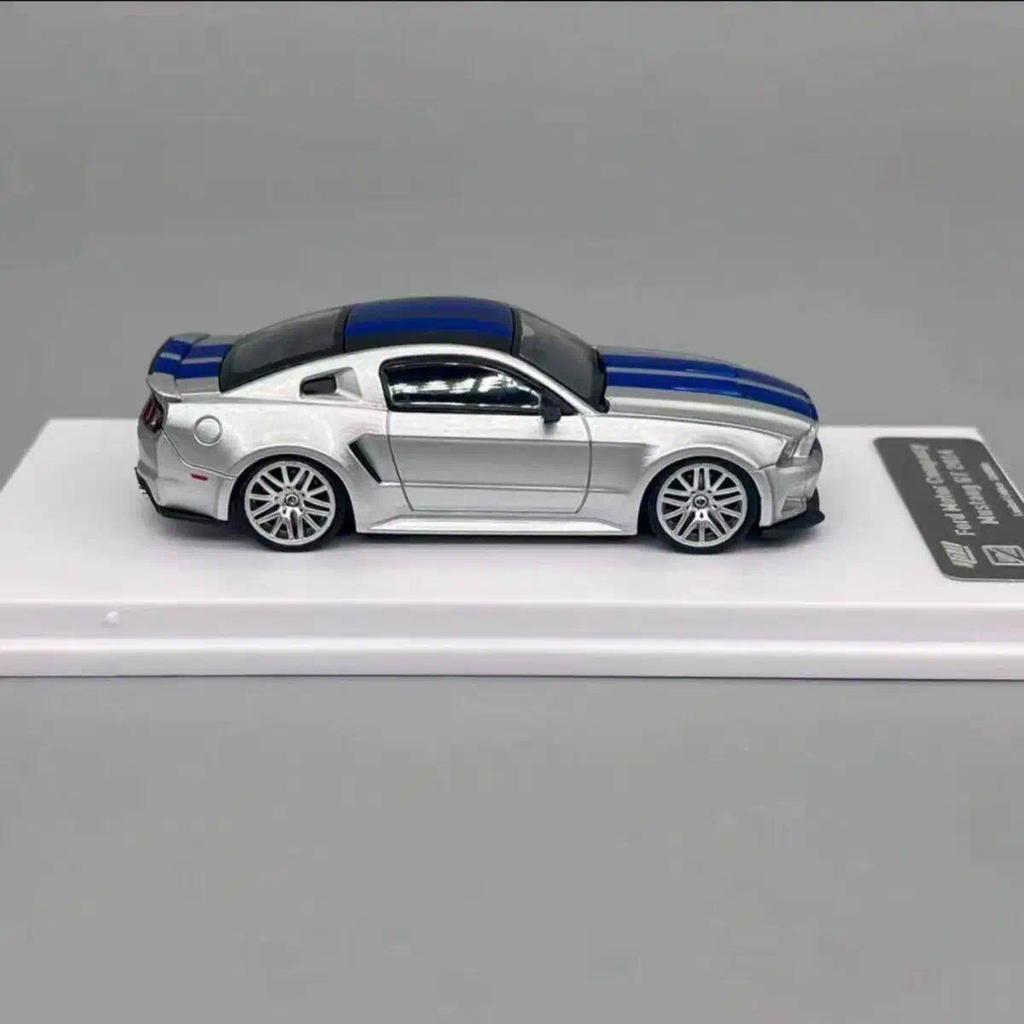 DCM 164 Mustang GT 2014 Alloy Car ecasts & Vehicles Car Model Miniature Scale Model Car For Collecti