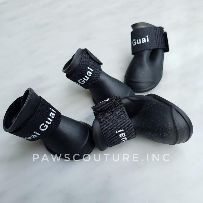 (A8) Sepatu Boots Karet Anjing Kucing Hewan Pet Dog Cat Shoes S M L XL - Hitam S
