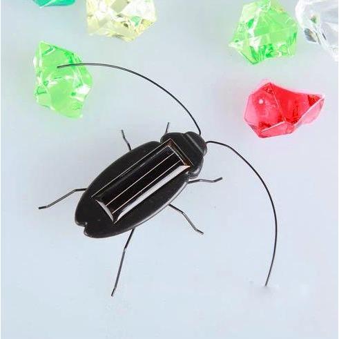 1pcs Creative Mini Solar Cockroa Educational Simulation Kids Toy Gift Funny Moving Toy Solar ect Ani