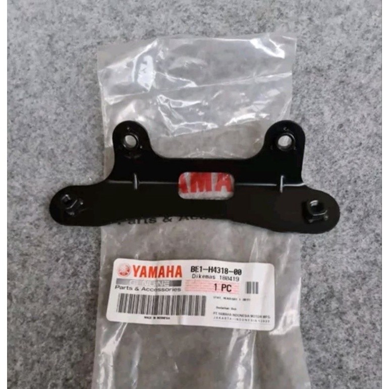 BRACKET LAMPU DEPAN AEROX125 ORIGINAL YAMAHA