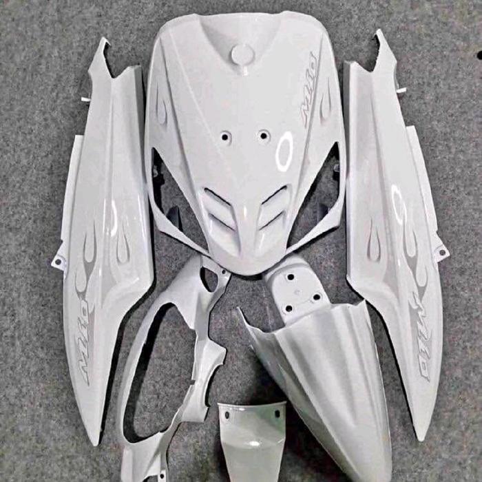 full set body alus motor yamaha mio sporty - body Mio sporty warna putih striping api