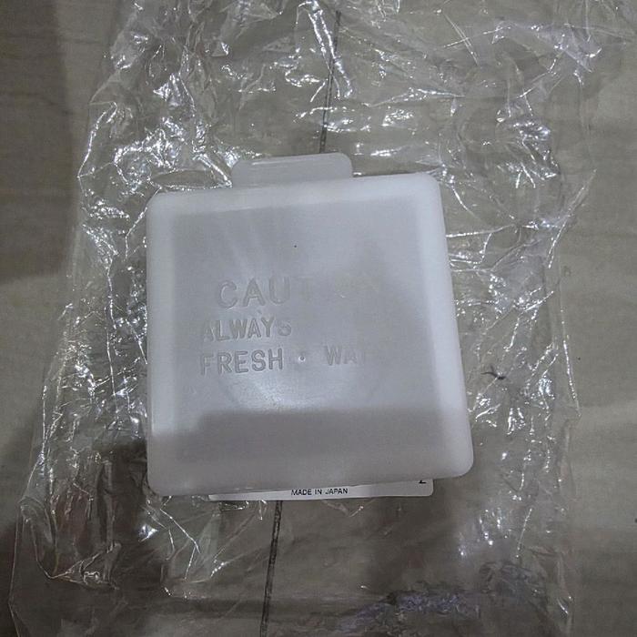 tempat es cool box land cruiser vx80 / VXR / VX Limited QUALITY