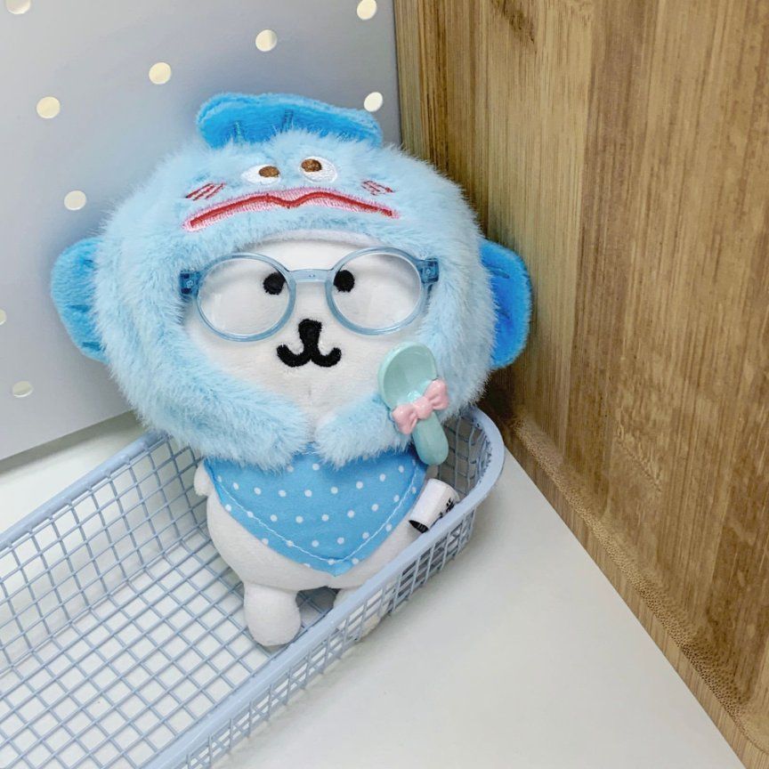 Ugly Fish Headgear Self-Deprecating Bear Pendant, Ugly Fish Doll Clothes Bib, Doll Machine Keychain