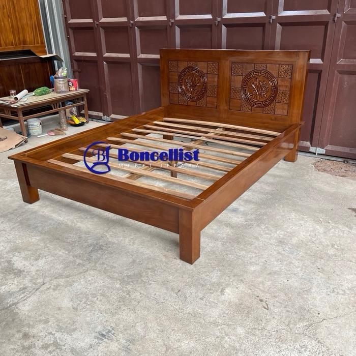 Dipan minimalis ukir kayu jati mebel jepara