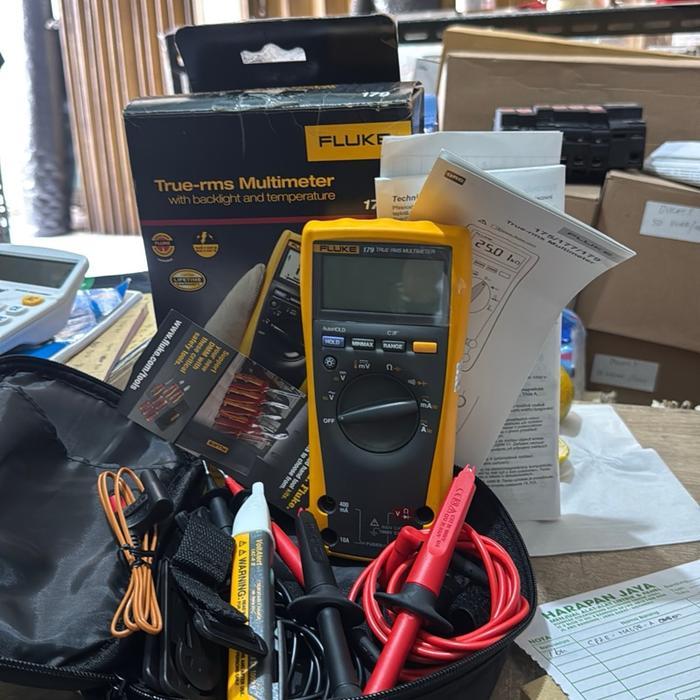 FLUKE 179 TRUE RMS DIGITAL MULTIMETER ORIGINAL FLUKE