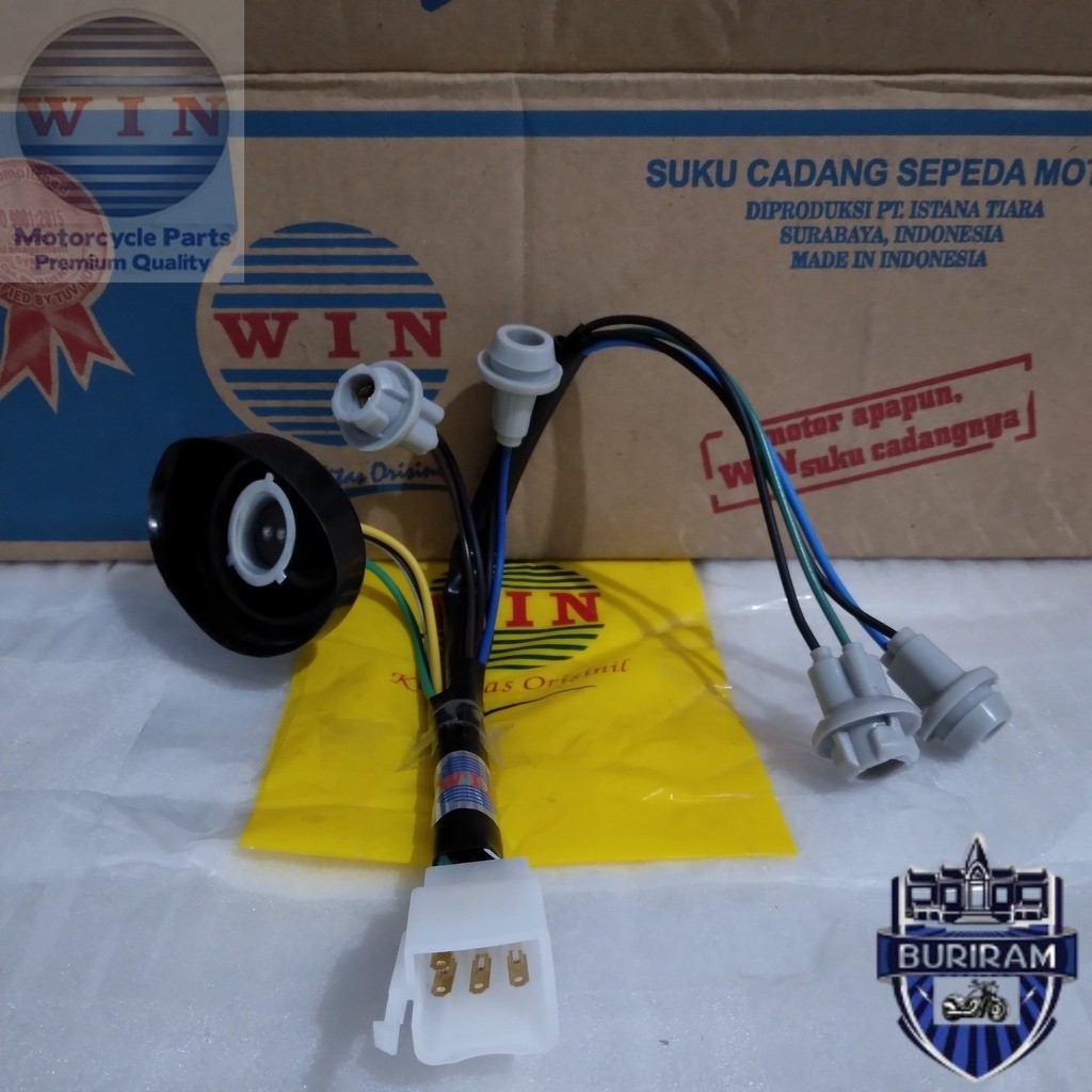 Fitting Lampu Mio 125 M3 2014 2015 2016 2017 2018 2019 WIN | cop fiting piting peteng motor injeksi 