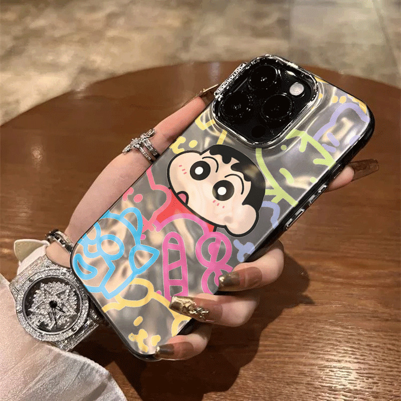 Casing Bergelombang Metal Lens Shinchan Grafiti untuk iPhone 11 12  13 14 15 Plus XS Iphone XR 7 Plu