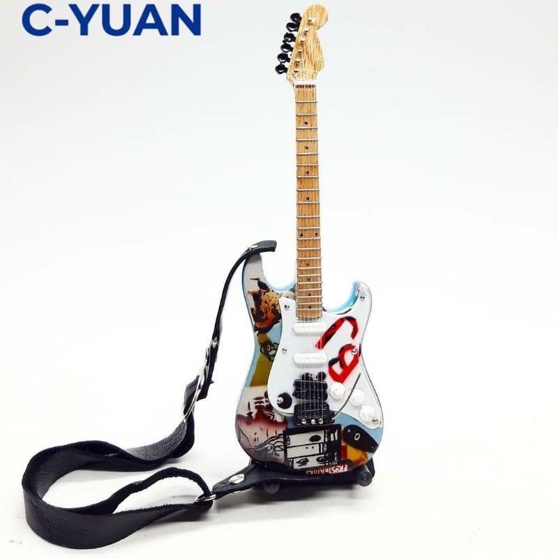 CYUAN Miniatur Gitar Fender Stratocaster Billy Joe Amstrong Green Day Exclusive Skala 1/12 dan 1/6