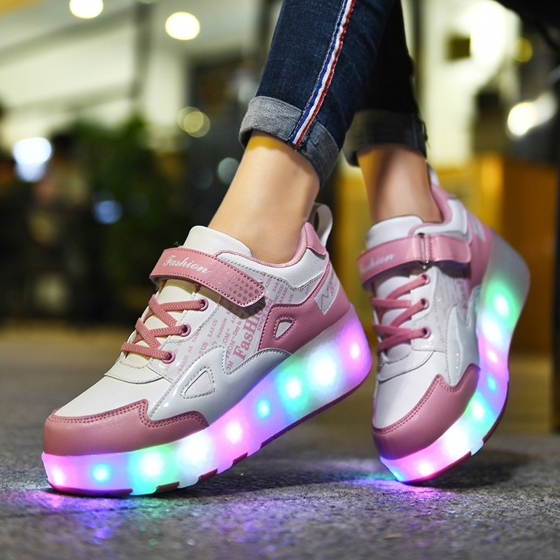 Sepatu Roda Heelys Anak Dewasa Bermain Unik Anak-anak berjalan dua kali lebar yang mungkin, bermain 