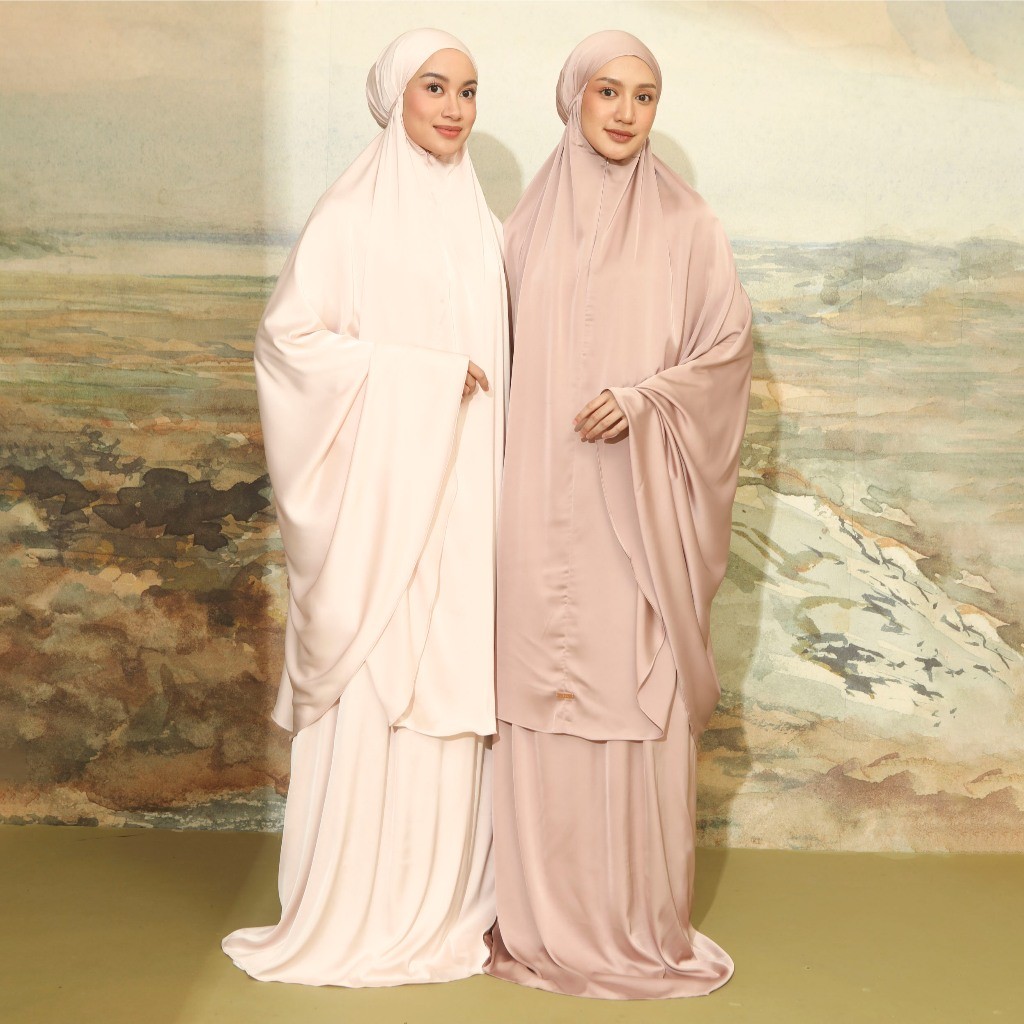Lozy Syari - Medina Prayer Set New Series (Mukena Polos Bahan Satin Silk Ringan Adem)