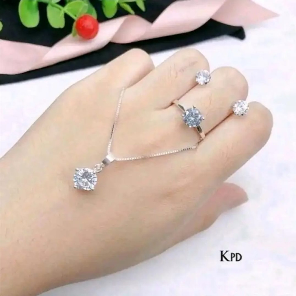 BISA COD Satu Set Mata Satu Silver Titanium Silver Terlaris SET PERHIASAN TERBARU