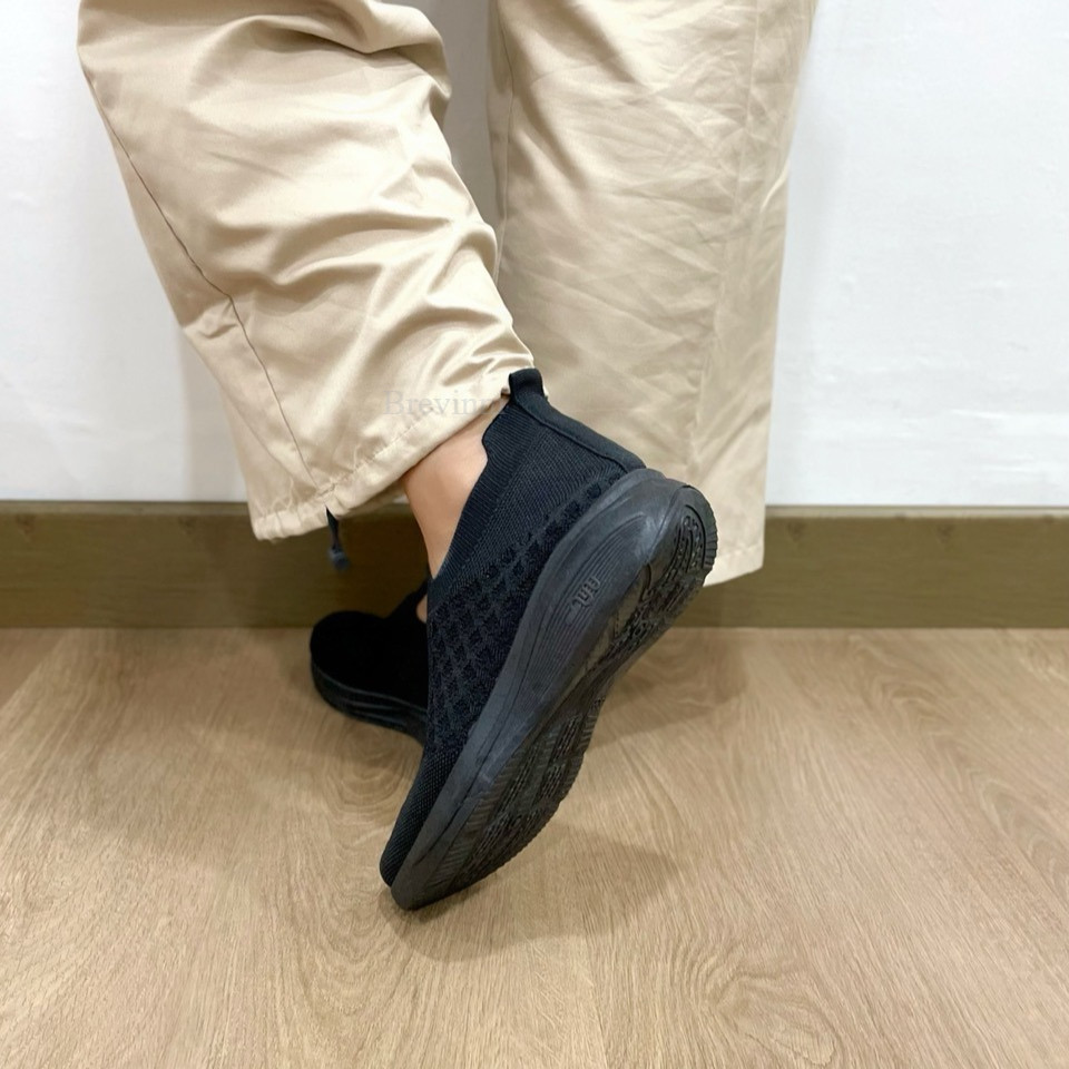 BREVINNI Audy Women Slip On Sneakers || Sepatu Slip On Wanita || Sepatu Slip On Full Black Wanita ||