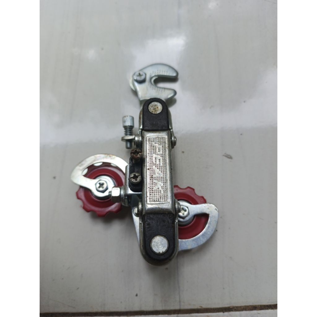 rd sepeda balap atau lipat model jepit short cage merk peak