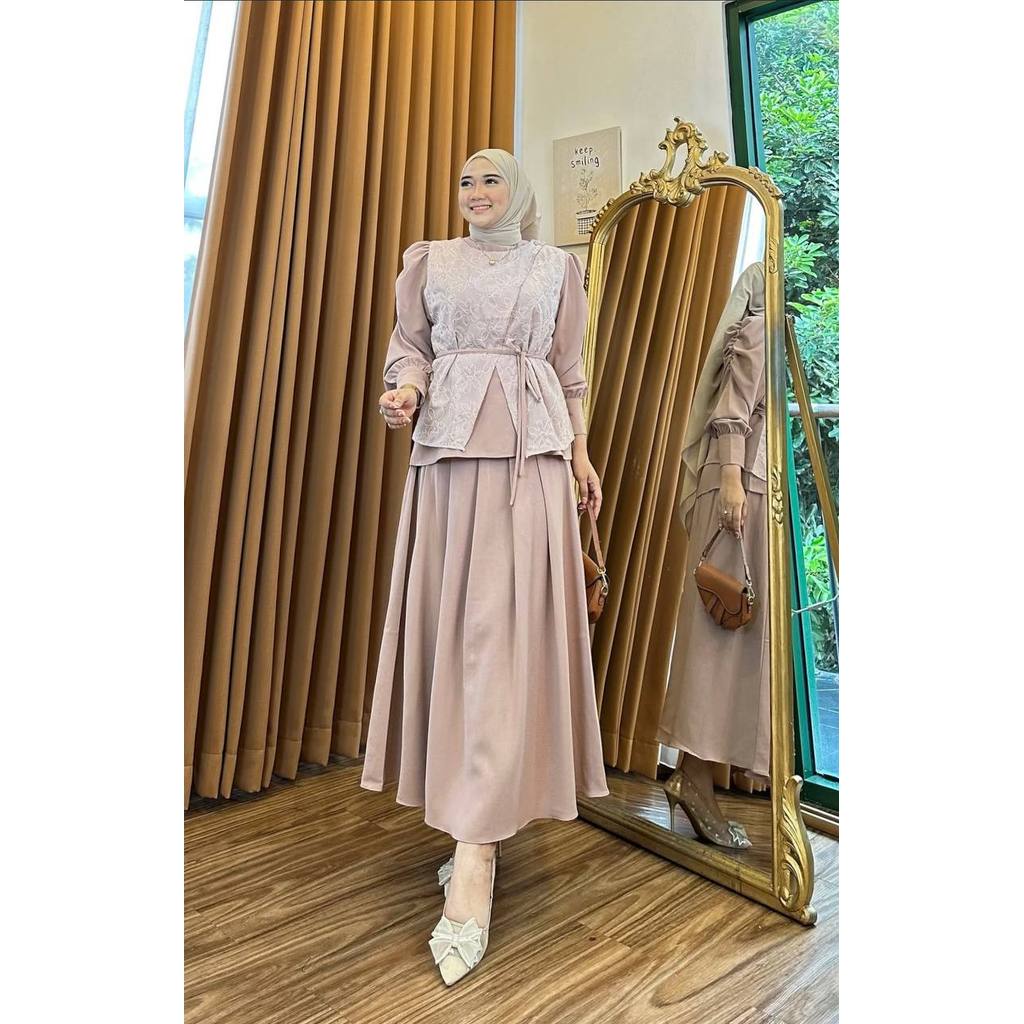 Baju One Set Wanita Jumbo | Setelan Blouse Rok Outer Shakila Premium | Model Muslim Terbaru | Revina