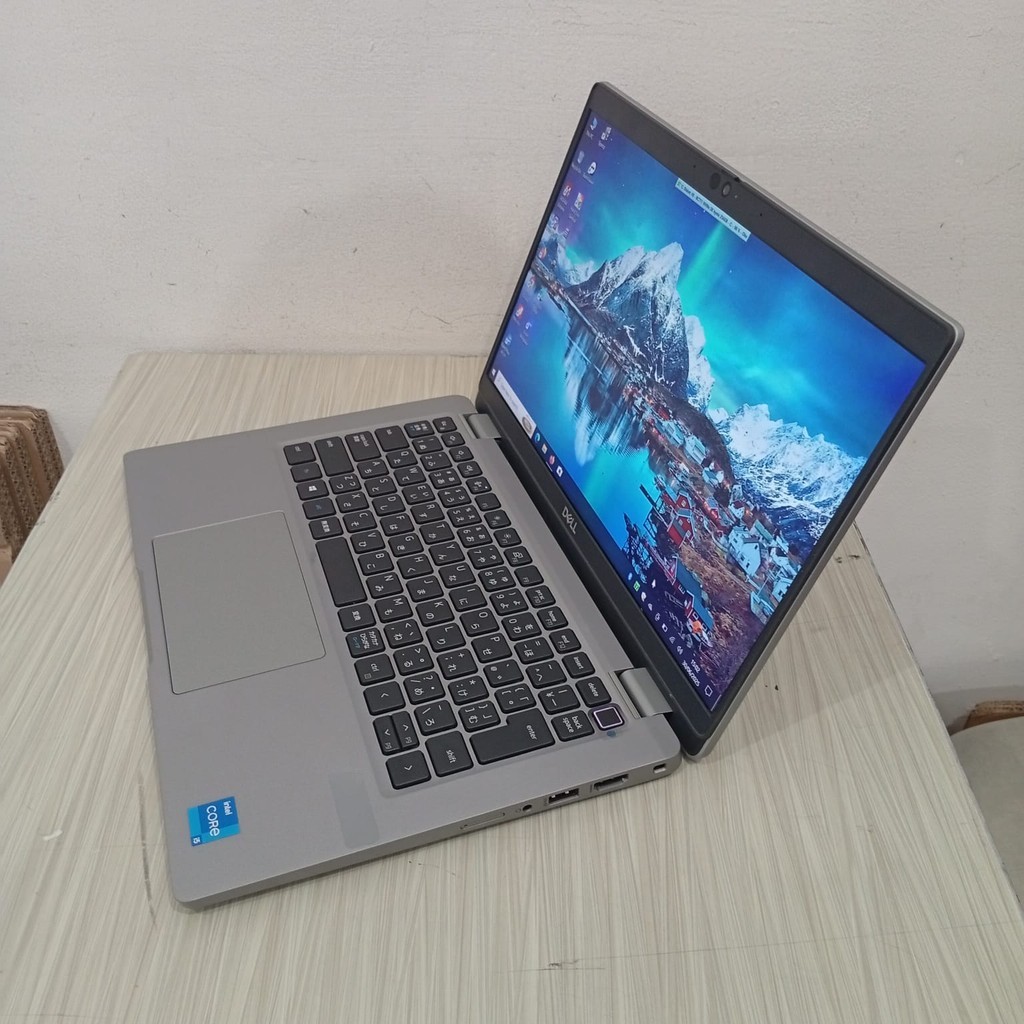 laptop  Dell 5320 ram 16Gb ssd 512 CORE i7 Gen8