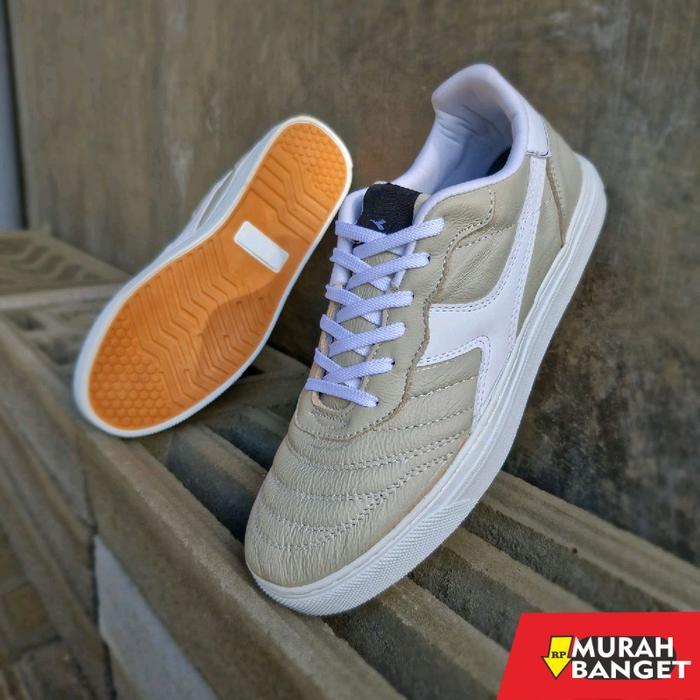 Sepatu Casual Ddra Kulit Boots Boots  Outdoor - Putih, 39