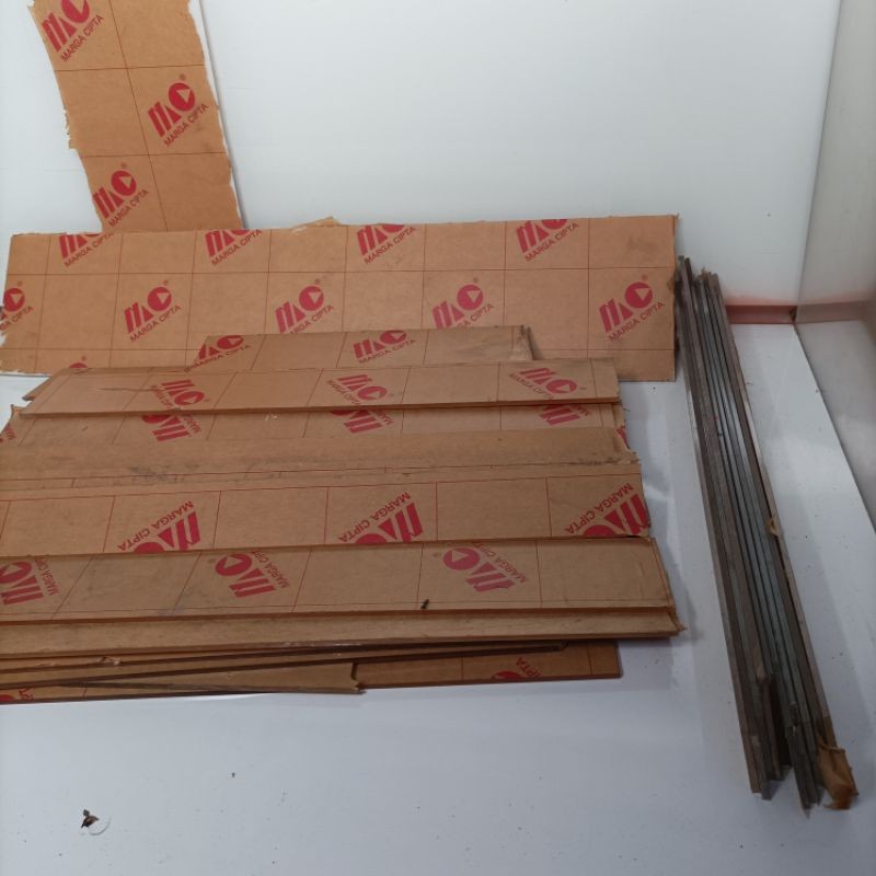 Akrilik 4mm 5mm harga kiloan.