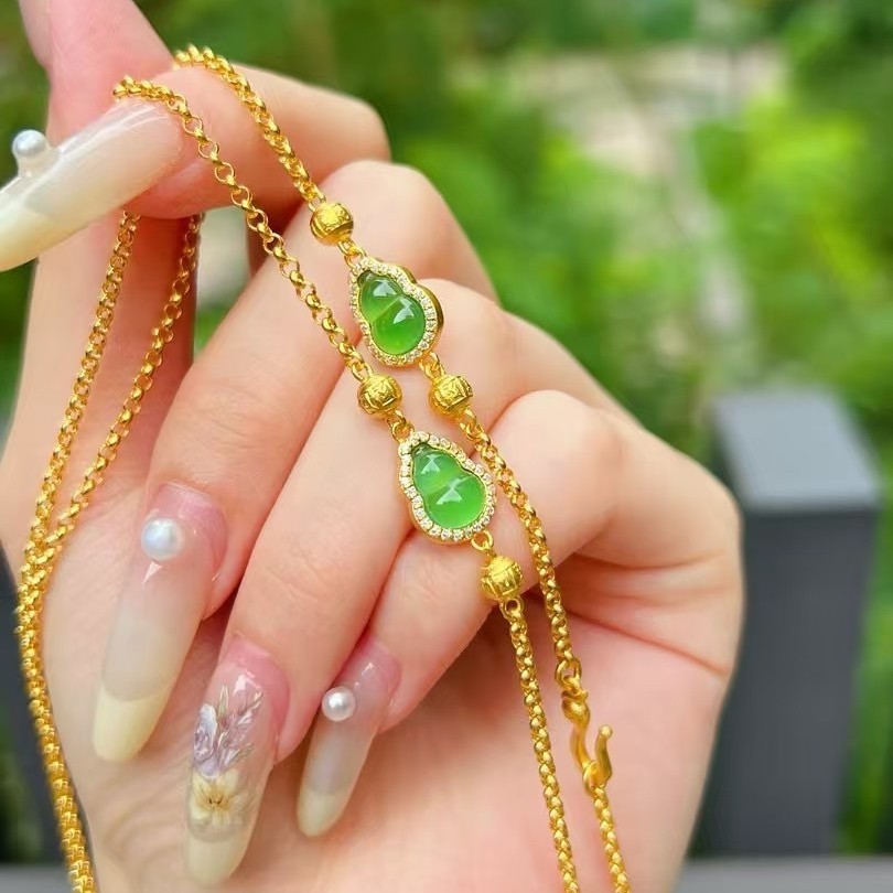 Gorgeous 24K Gold Jade alcedony Gourd Necklace for Women - AU999 Pure Gold