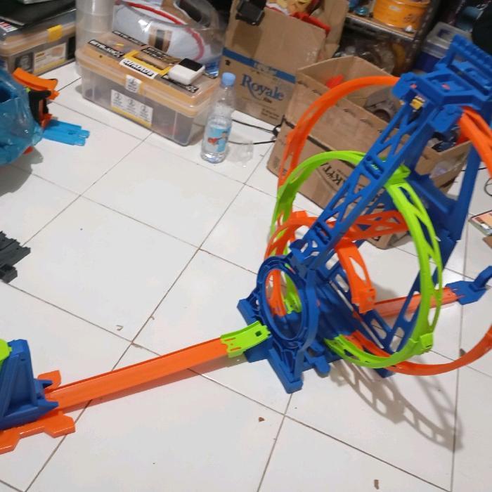 Track Hotwheels Triple Loop Kit bekas (minus) ARstoreS27
