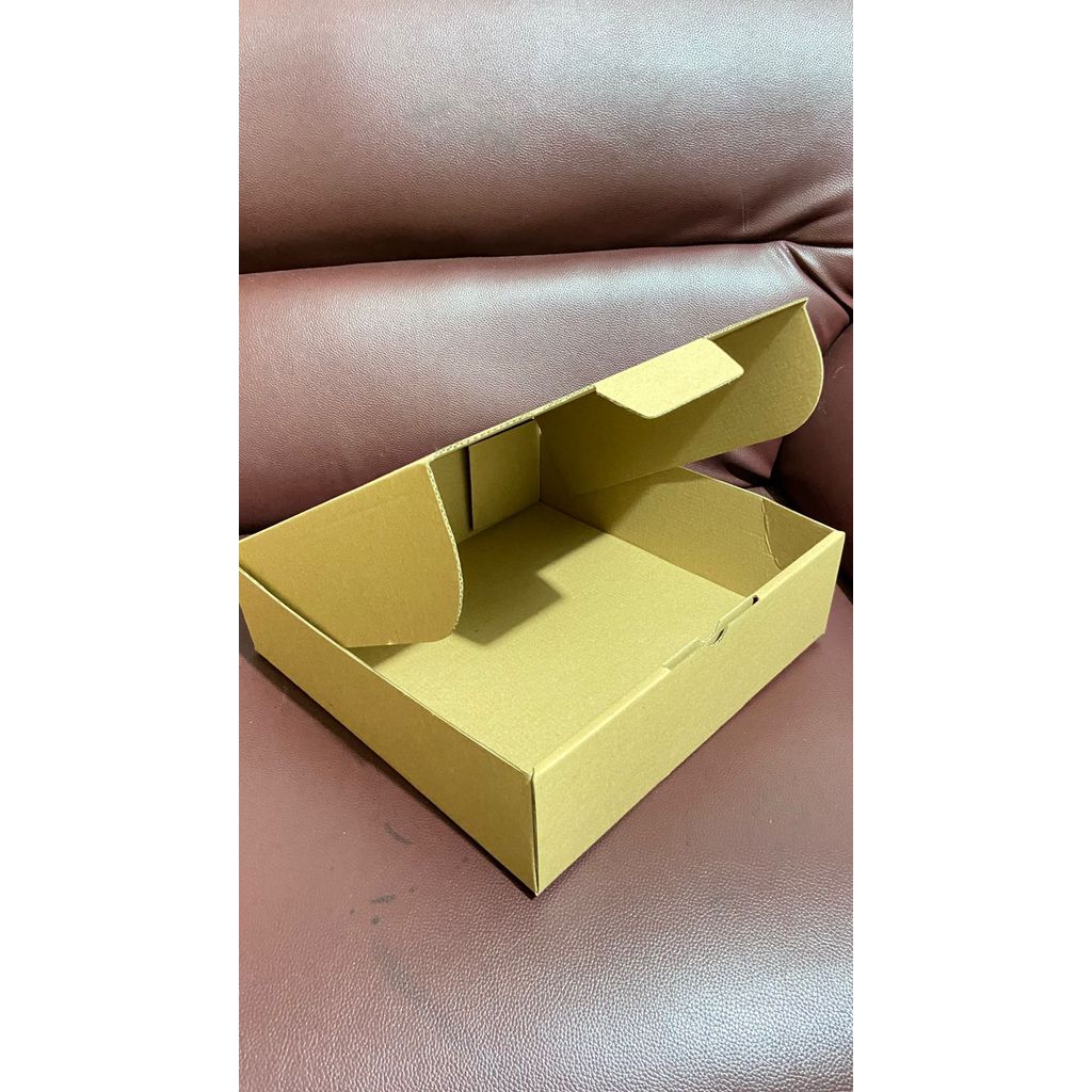 KARDUS PACKING BOX PIZZA COKLAT 28X28X7