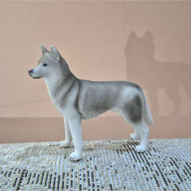 ZDANB89R Figur Hewan Anjing Siberian Husky abu-abu PVC Miniatur binatang detail rapi