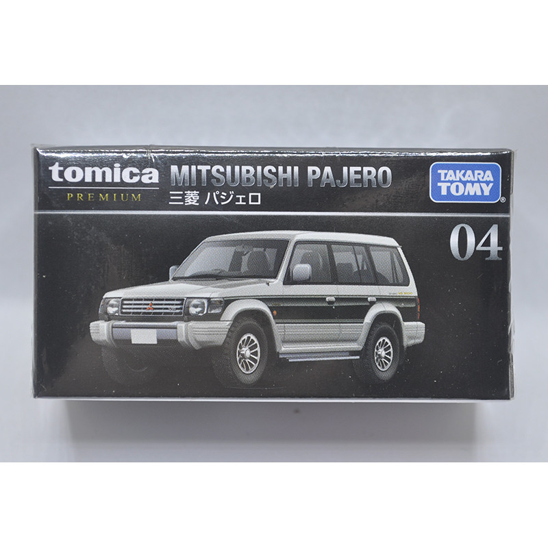 TAKARA TOMY TOMICA DIE CAST MODEL  PREMIUM 04 MITSUBISHI PAJERO 1/62 SCALE