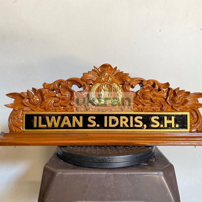 Papan nama meja / papan nama custom / papan nama ukir EU4364
