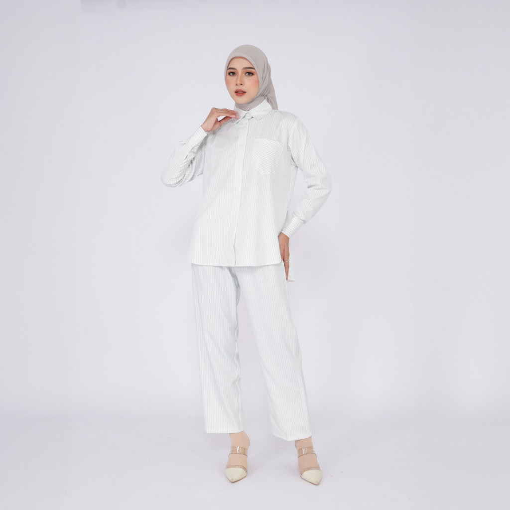 Naura OneSet Setelan Wanita Motif Salur - OneSet Stripe Oversize