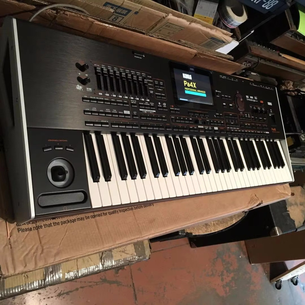 GOOD Korg PA4X 61 Key keyboard PA4X61 Workstation Arranger
