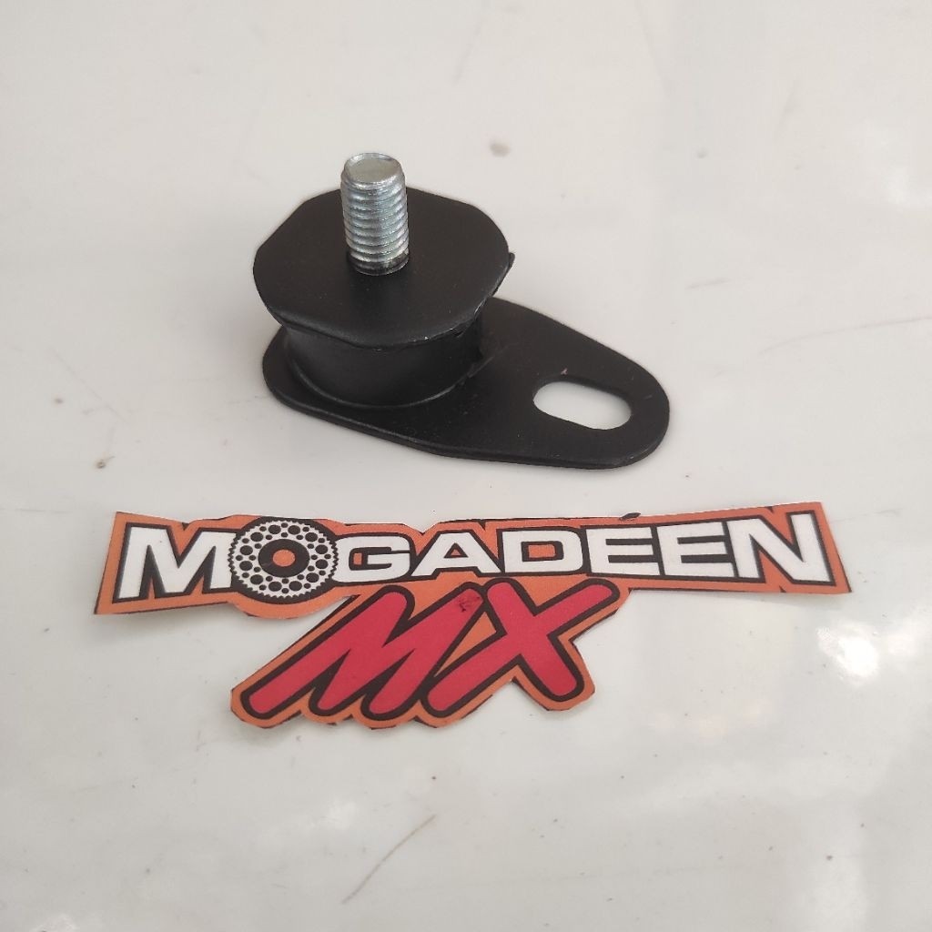 Baut Gantungan Knalpot Depan Suzuki TS125 TS 125