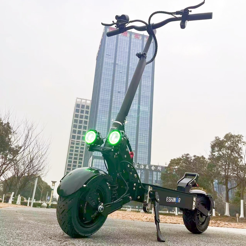New Design 60V 6000W E Scooter 11 Inch HighSpeed Dual Motor Folng 5600 Watt Yume Electric Scooter Fo