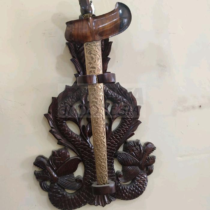 Blawong Pusaka ukiran naga klasik