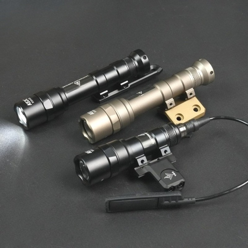 Tactics Gear M300 M600 M600B SF Flashlight MLOKKEYMOD20mm Rail White LED Metal Scout Light for AR15 