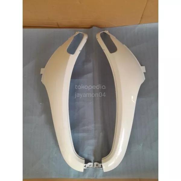 COVER BODY SAYAP HONDA SCOOPY FI 2014/2015 PUTIH