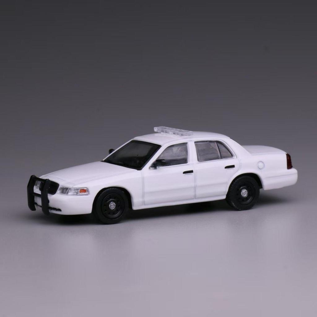596 Chevrolet Crown Victoria Skala 1:64 Miniscale
