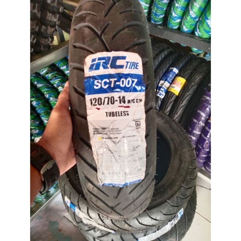Ban motor belakang pcx uk 120/70.14 merk irc