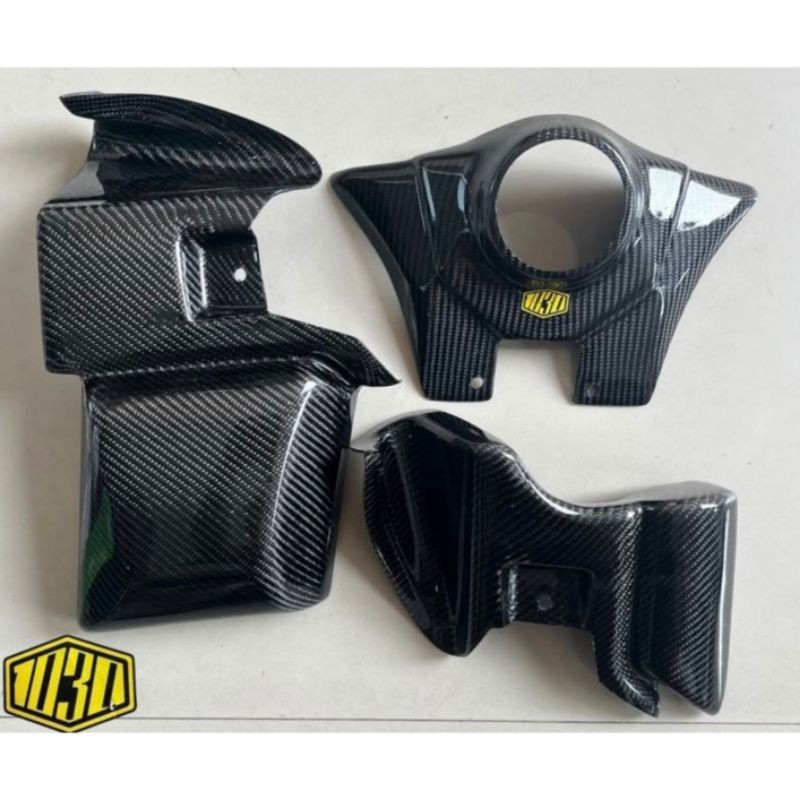 COVER TANGKI CARBON 1030 HUSQVARNA 2024