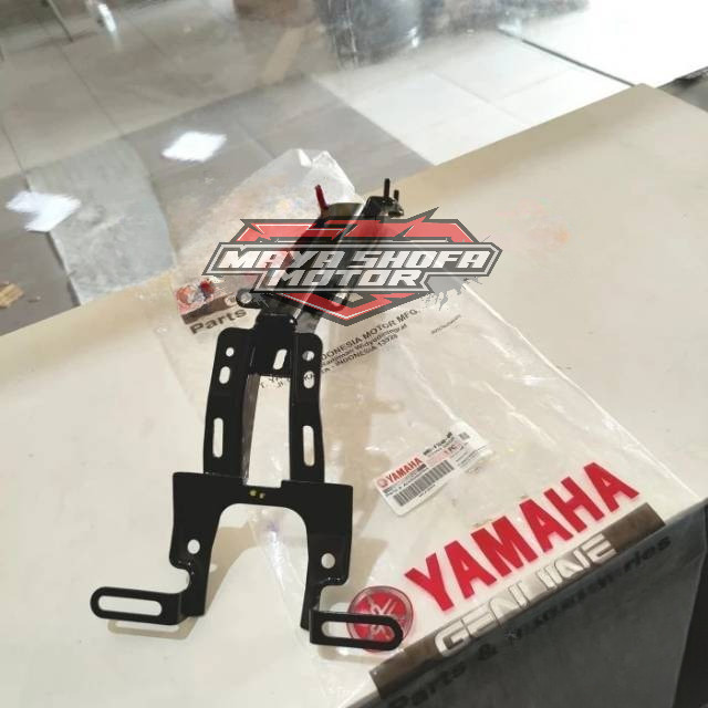 BREKET, DUDUKAN SPAKBOR BELAKANG MT15 MT-15 ORIGINAL YAMAHA