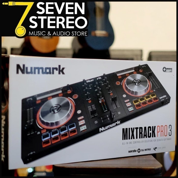 Numark Mixtrack Pro 3 DJ Controller