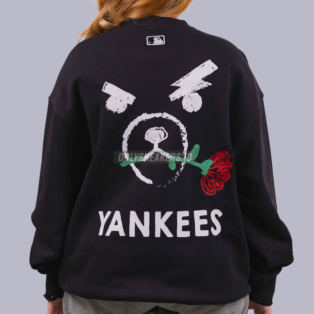 MLB ANGRY BEAR NEW YORK YANKEES BLACK SWEATSHIRT