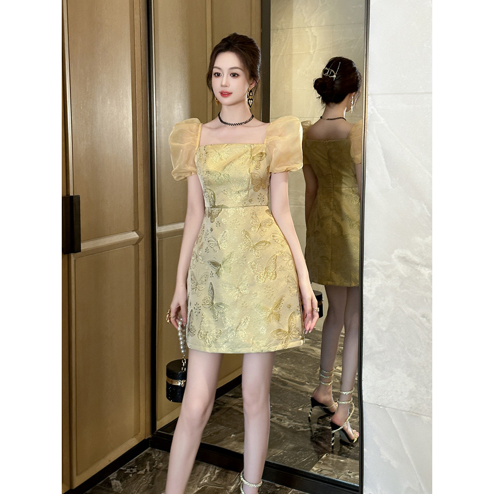 Women's French Retro Square Neck Puff Sleeve Embroidered Dress