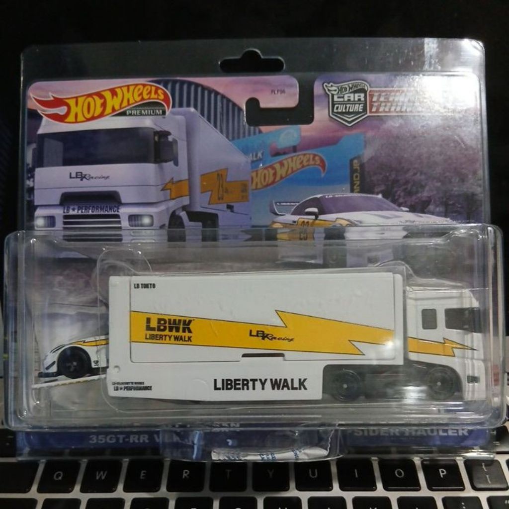 Hot Wheels Team Transport Lbwk Nissan R35