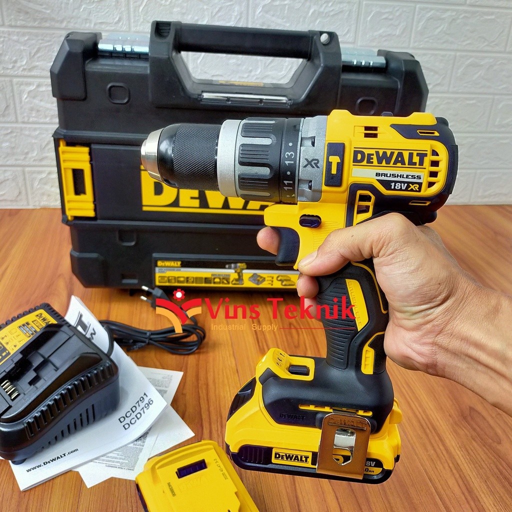 mesin bor baterai cordless hammer drill DCD796D2 DEWALT DCD 796 D2