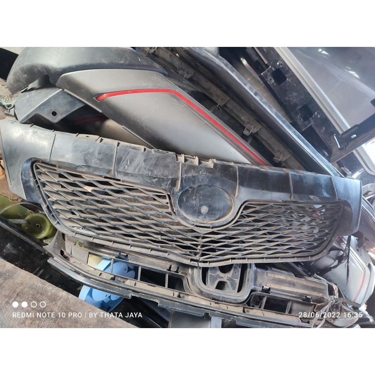 Grill grille radiator toyota altis 2008 2009 2010 sarang tawon