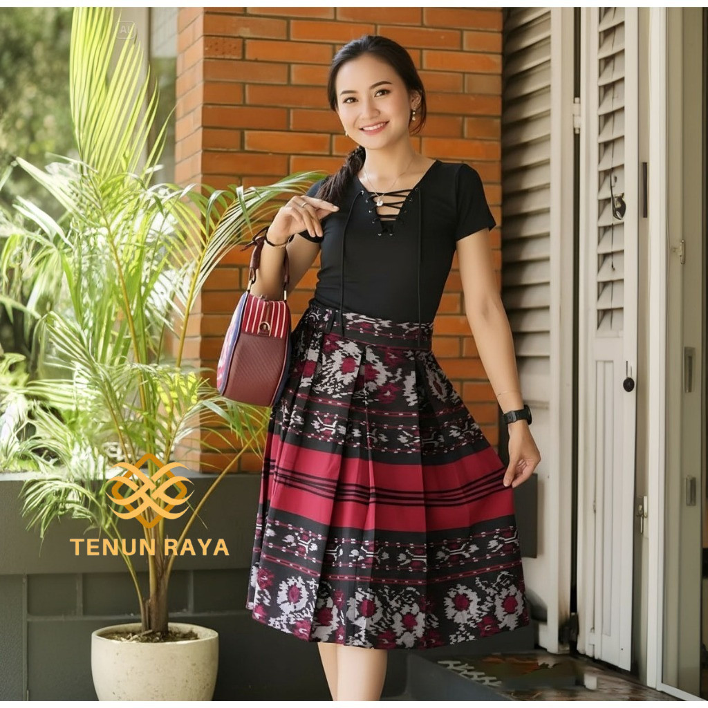 Rok Tenun Wanita Bawahan Wiru etnick Soket Jepara Ntt