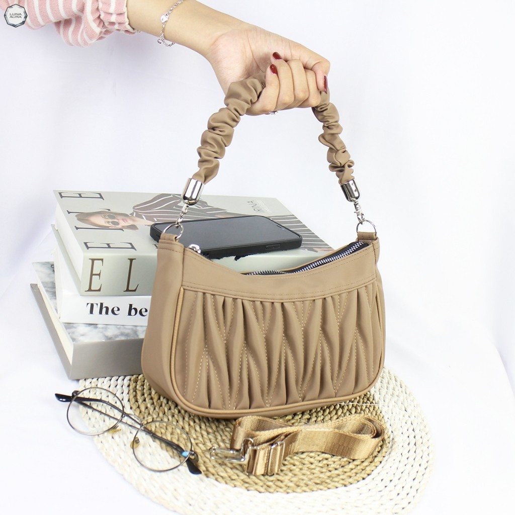 Tas Selempang jinjing Wanita Brigita IW 93 Bordir Serut Terbaru Tas Jinjing Pesta Kekinian Tas Viral