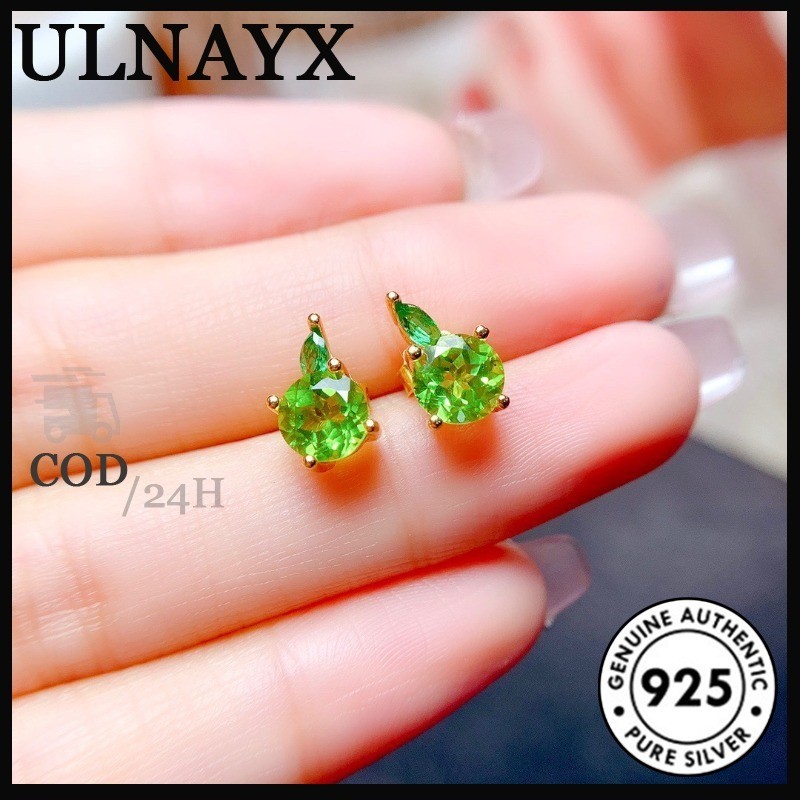 Anting Stud Berlian Hijau Apel Kecil Lucu Emas 18K Untuk Wanita