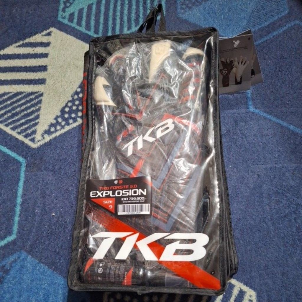 TKB Sarung Tangan Kiper