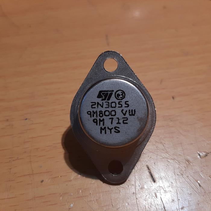 Transistor 2N3055 2N 3055 - ST NEW....
