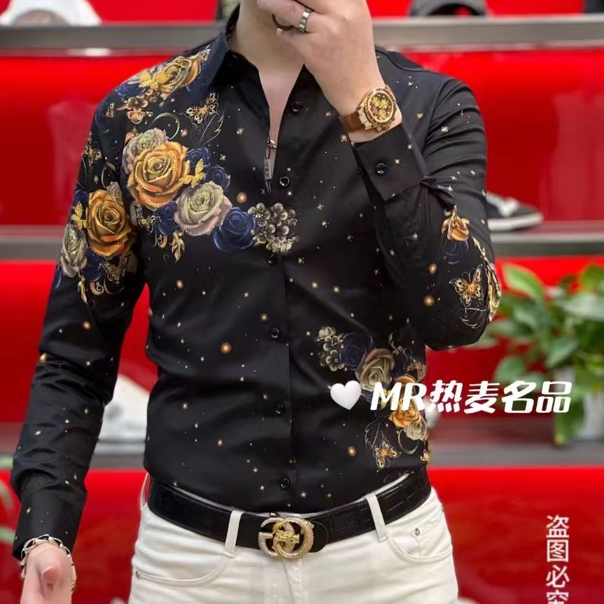 Rose printed pria ramping fashion outer pakai kemeja lengan panjang. Kemeja lengan panjang.